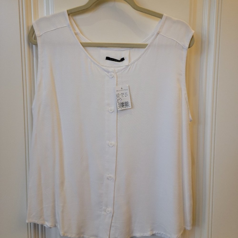 Melanie Lyne Animale Sleeveless Button Down Blouse